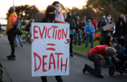 A new mortgage rule aims to speed modifications and slow foreclosures