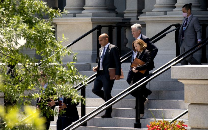 Banks' robust capital mitigates risks, regulators tell Biden